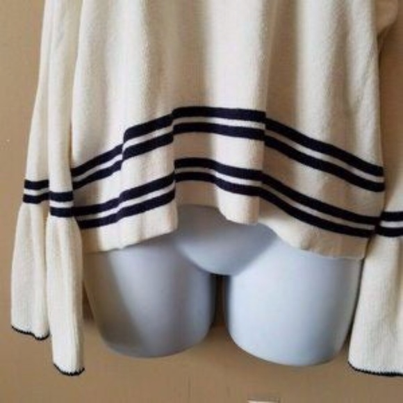 Anthro Knitted & Knotted cold shoulder sweater - Picture 3 of 6